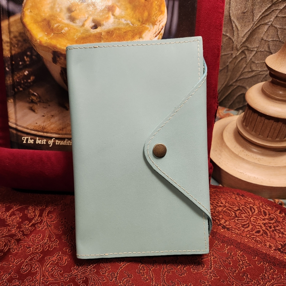 PLG Mint Large Snap Journal
